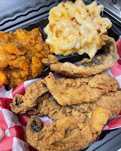 Aunt Vonda’s Kitchen Table