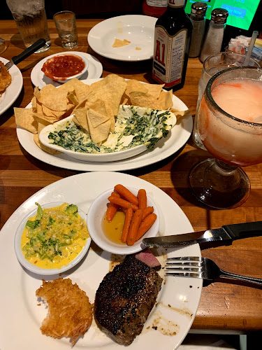 Cheddar’s Scratch Kitchen