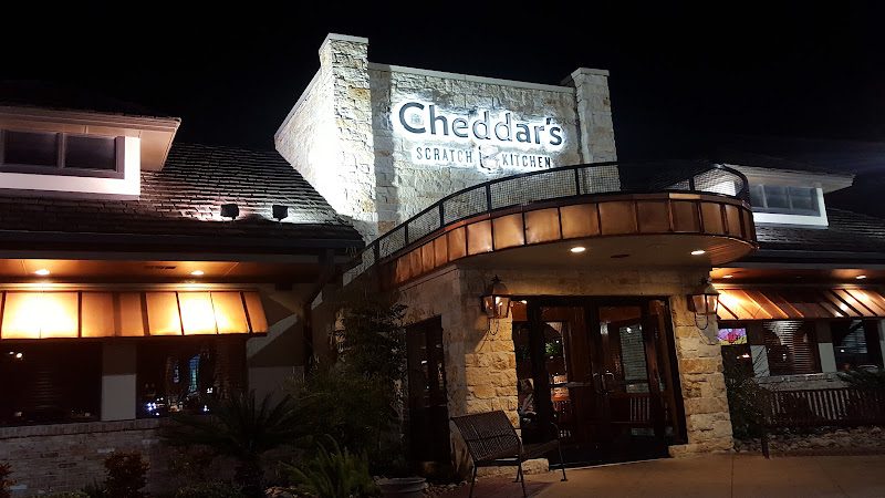 Cheddar’s Scratch Kitchen