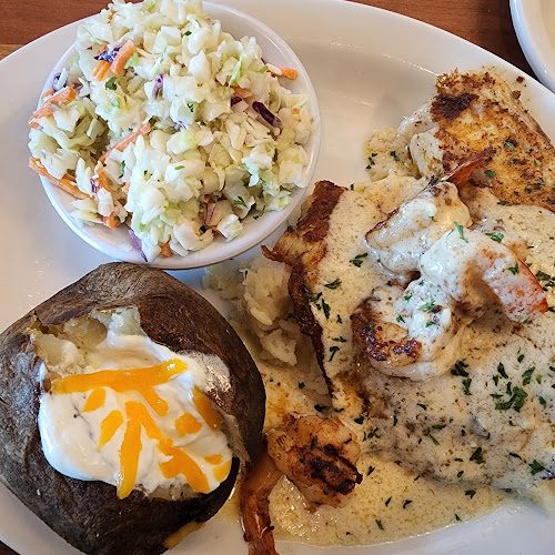 Cheddar’s Scratch Kitchen