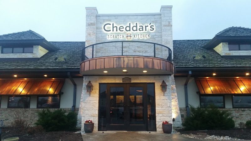Cheddar’s Scratch Kitchen
