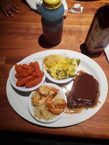 Cheddar’s Scratch Kitchen