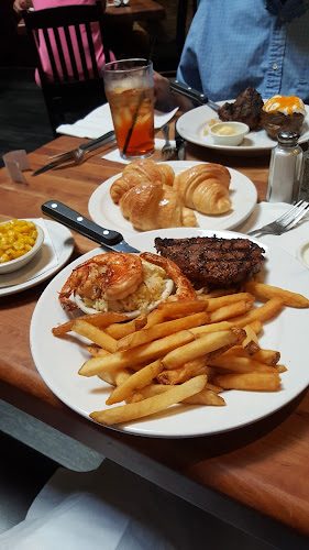 Cheddar’s Scratch Kitchen