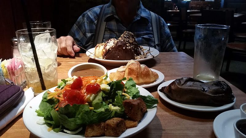 Cheddar’s Scratch Kitchen