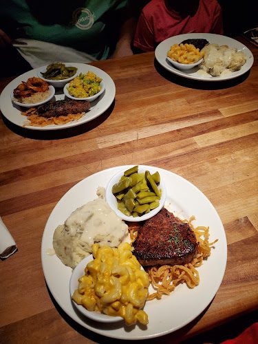 Cheddar’s Scratch Kitchen