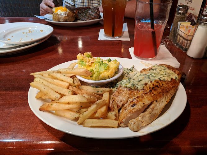 Cheddar’s Scratch Kitchen