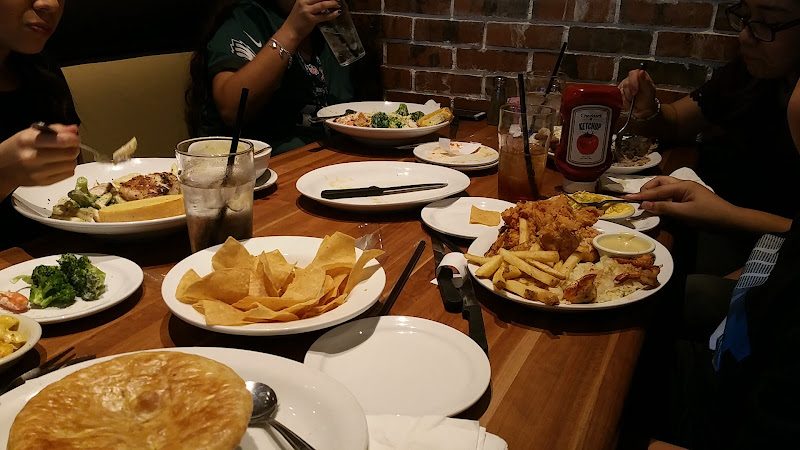 Cheddar’s Scratch Kitchen