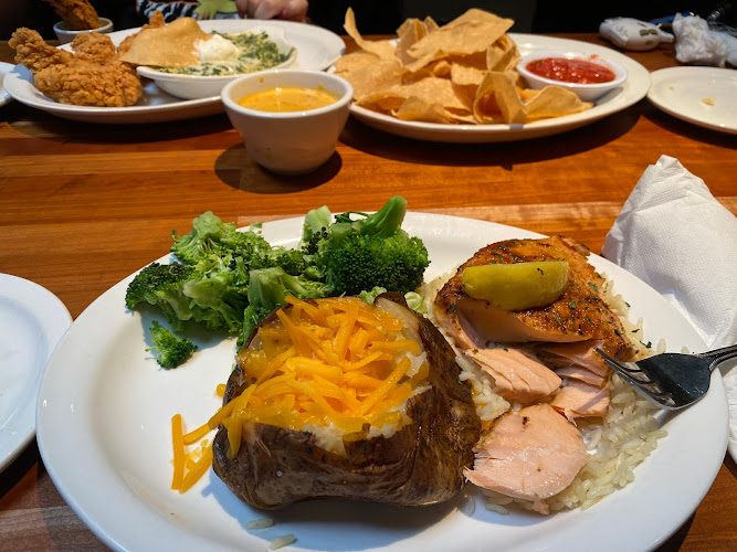 Cheddar’s Scratch Kitchen