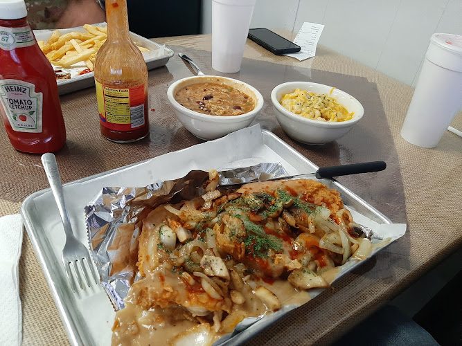 DeLaney’s Soul Food & Cake Studio