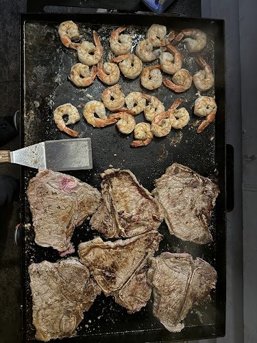 Geez&Deez Bbq lounge