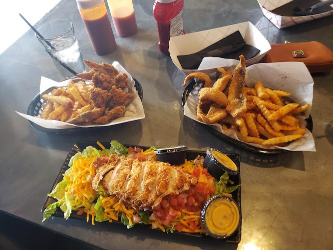 Harold’s Chicken & Ice Bar Old National