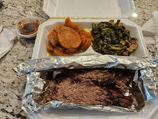 On My Momma BBQ & Soulfood