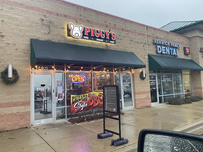 Piggy’s BBQ, Wings & Fish