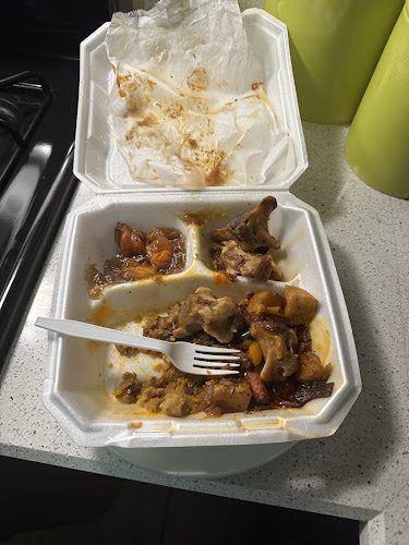 Son Ja’s Soul Food Carryout