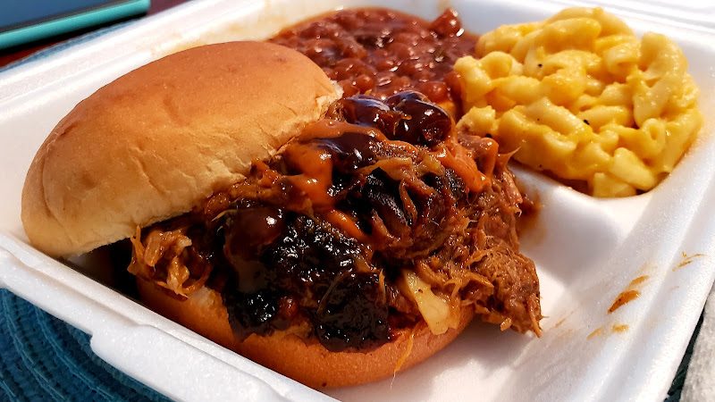T&L’s BAR-B-Q and Soul Food Catering