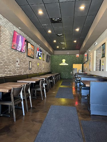 World Famous House of Mac